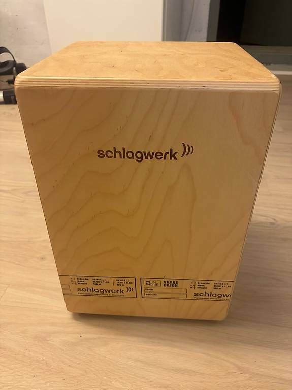 Strumenti musicali: Schlagwerk Snare Cajon 2inOne – Usato da Zürich venduto da Alipali 2