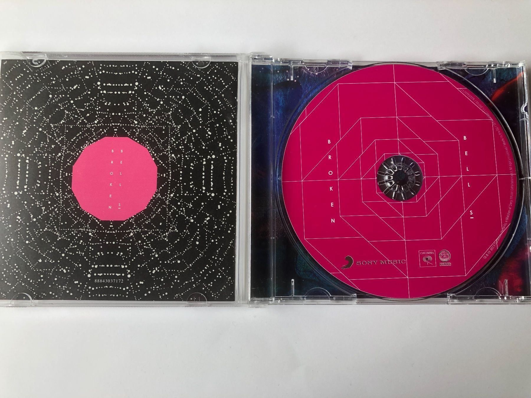 CD: Brooken Bells - After The Disco – Usato da Oberried Brienz venduto da Chyara 2
