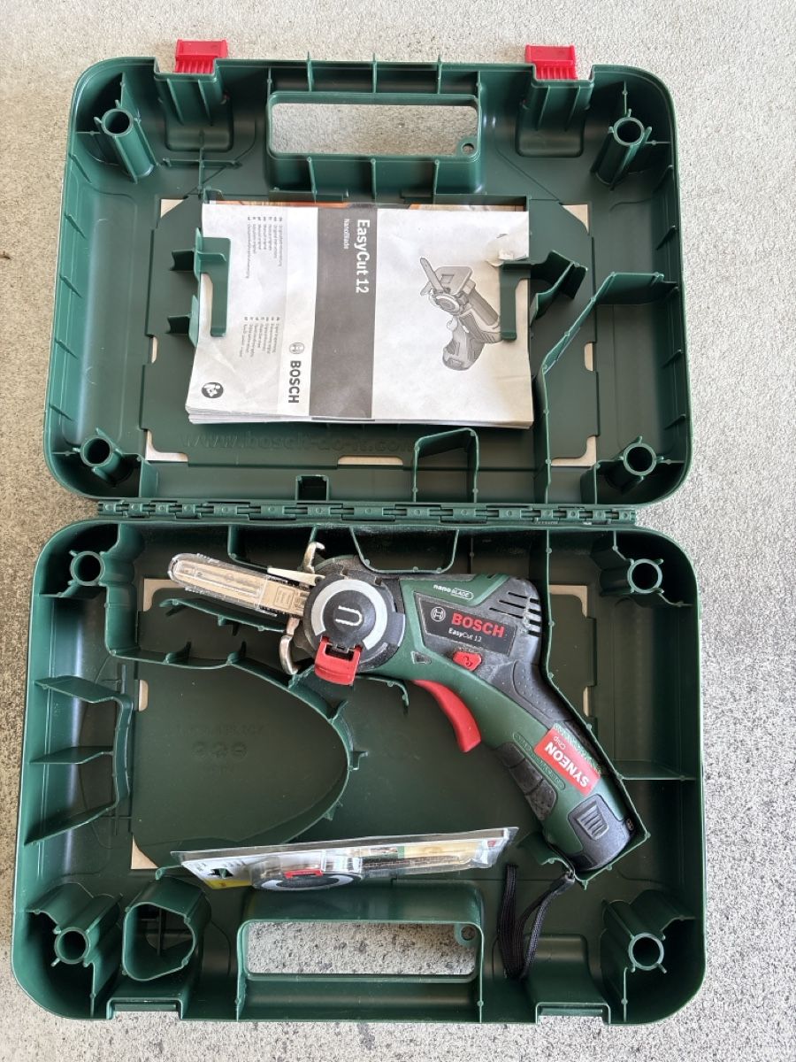 Bosch Seghe: Bosch EasyCut 12 – Usato da Nottwil venduto da wasserlufterde 1