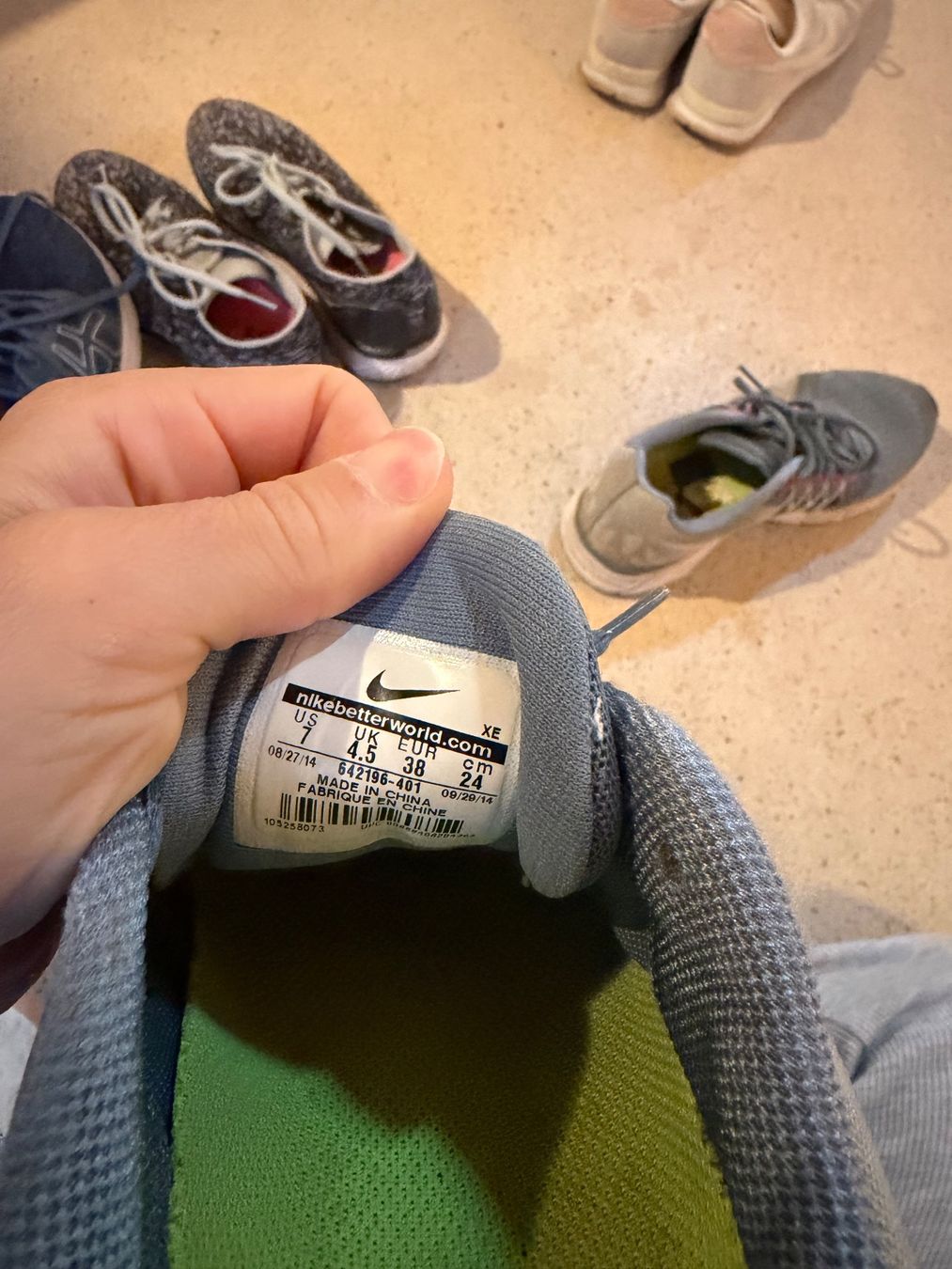 Nike Scarpe da donna: Nike Schuhe Grösse 38 gebraucht – Usato da Schlieren venduto da Shark1905 1