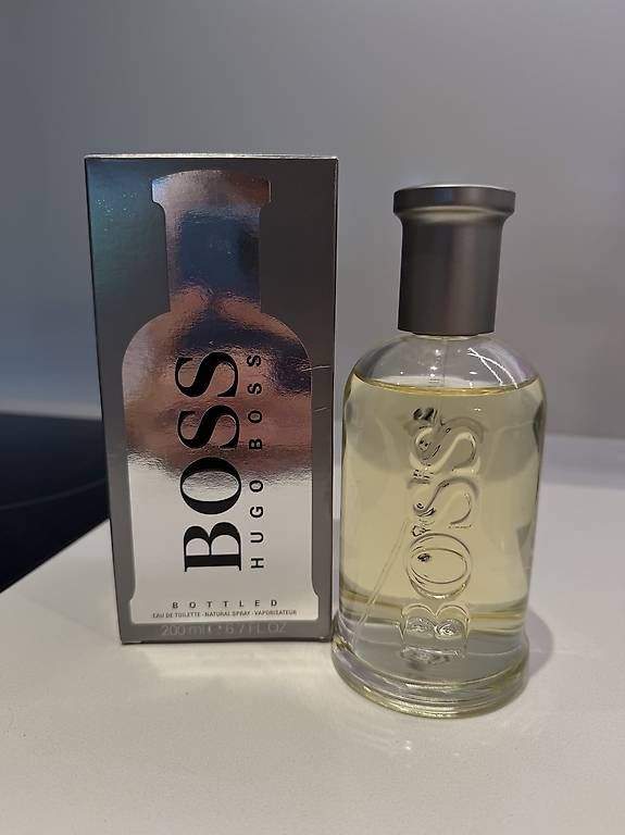 Parfum & Eau de Toilette: Hugo Boss Bottled Eau de Toilette 200ml – Gebraucht aus Kloten von kevinho15