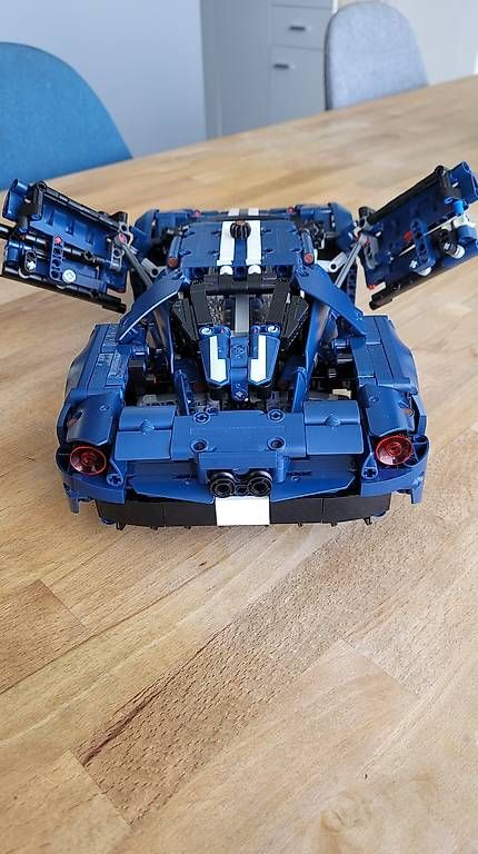 Lego Kit di costruzioni: Ford GT 2022 / 42154 – Usato da Olten venduto da Einwegparadies 3