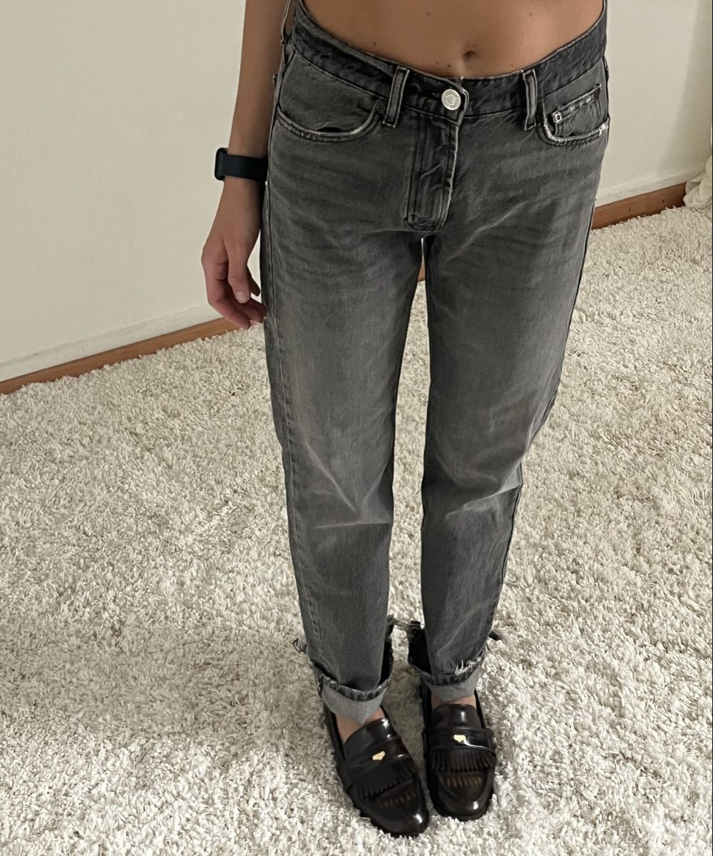 Zara Jeans: Zara graue jeans gr.36 – Nuovo (secondo la descrizione) da Zürich venduto da rox_ws8v 8