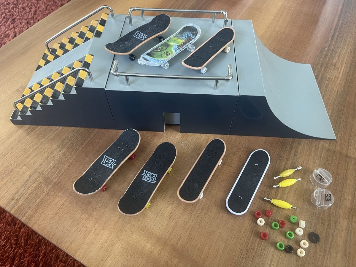 Spielzeuge: Fingerboards Tech-Set – Gebraucht aus Langnau am Albis von dancer72