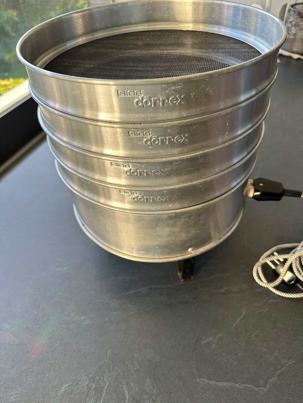 Sigg Küchengeräte: Sigg Dörrex Dörrgerät / Dörrautomat – Gebraucht aus Burgdorf von Apfel62