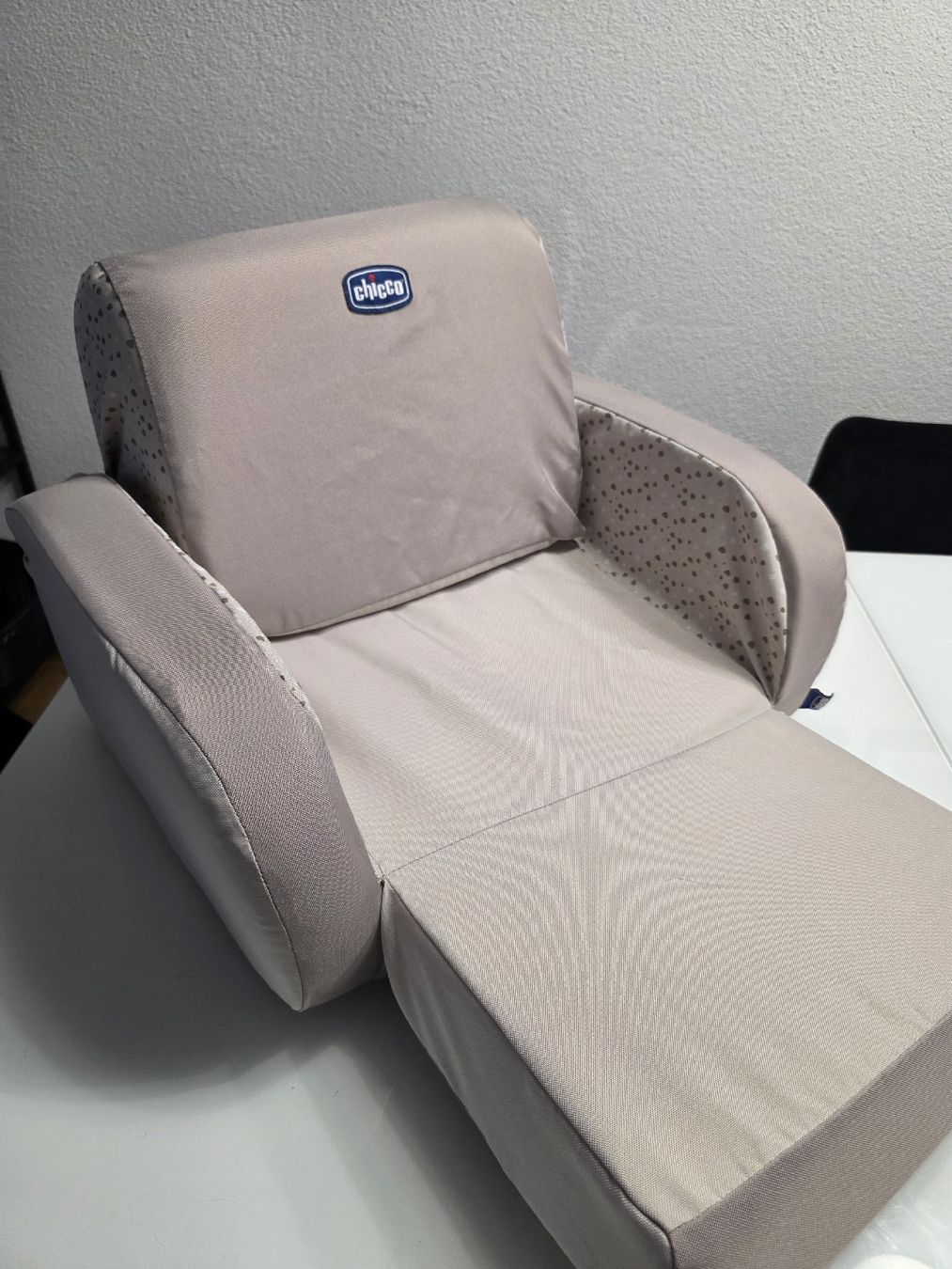 Chicco Sessel: Chicco Twist Kindersessel – Gebraucht aus Stein am Rhein von eug_8vxf 1