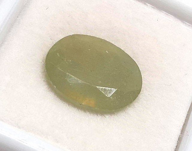 Pietre preziose: Saphir vert LGF 5.42 ct - Valeur 90.- Fr – Nuovo (secondo la descrizione) da Grimisuat venduto da Valgem 2