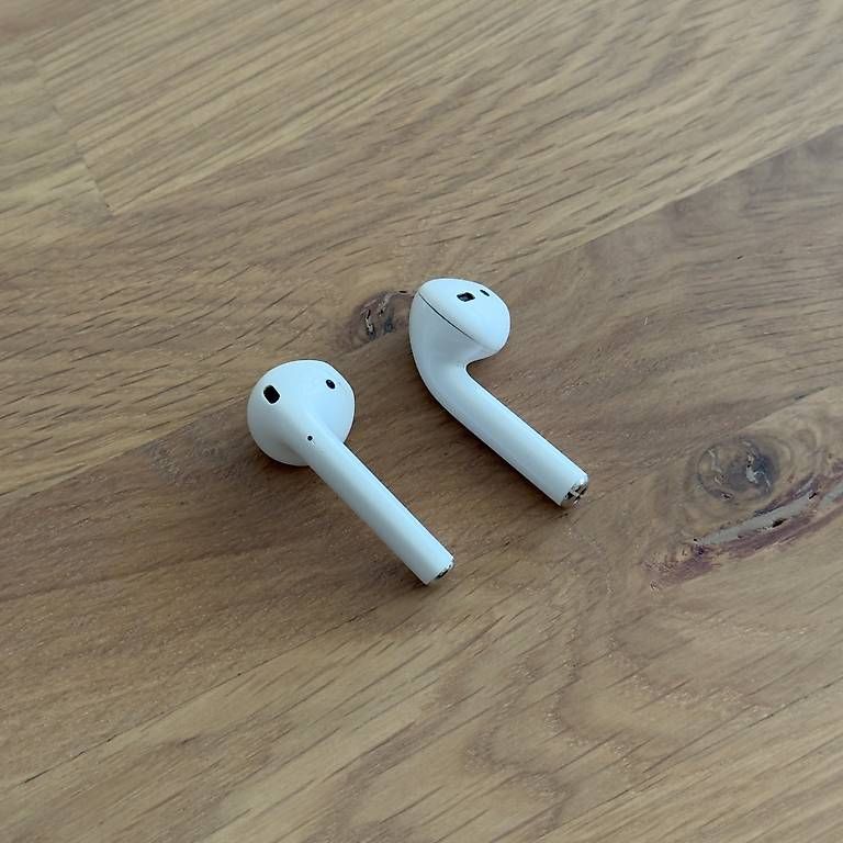 Apple Cuffie: Apple AirPods 2 – Usato da Widen venduto da flavio_marchi 3