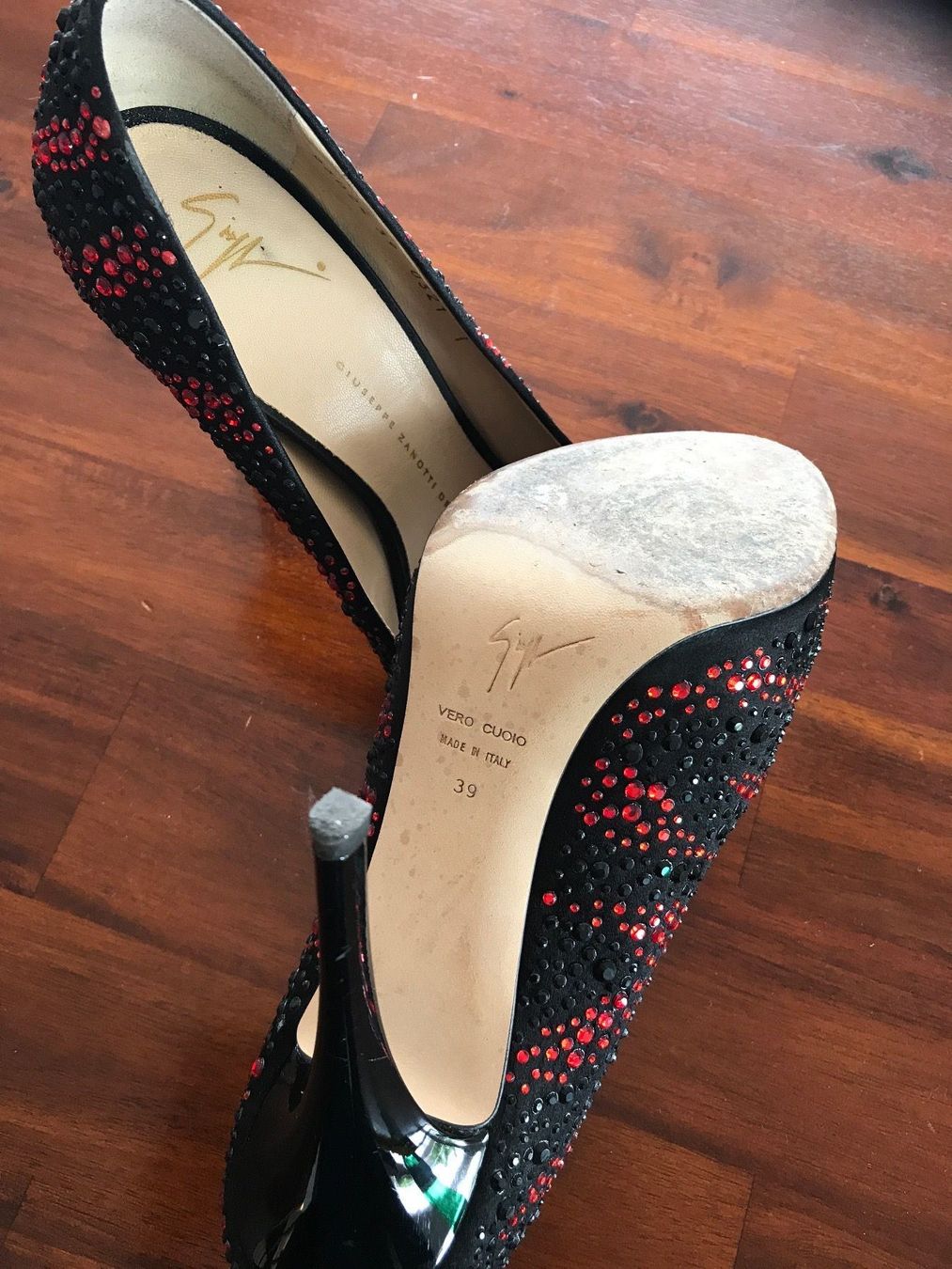 Zanotti Scarpe da donna: Pumps, Gr. 39, GIUSEPPE ZANOTTI – Usato da Männedorf venduto da Brk 2