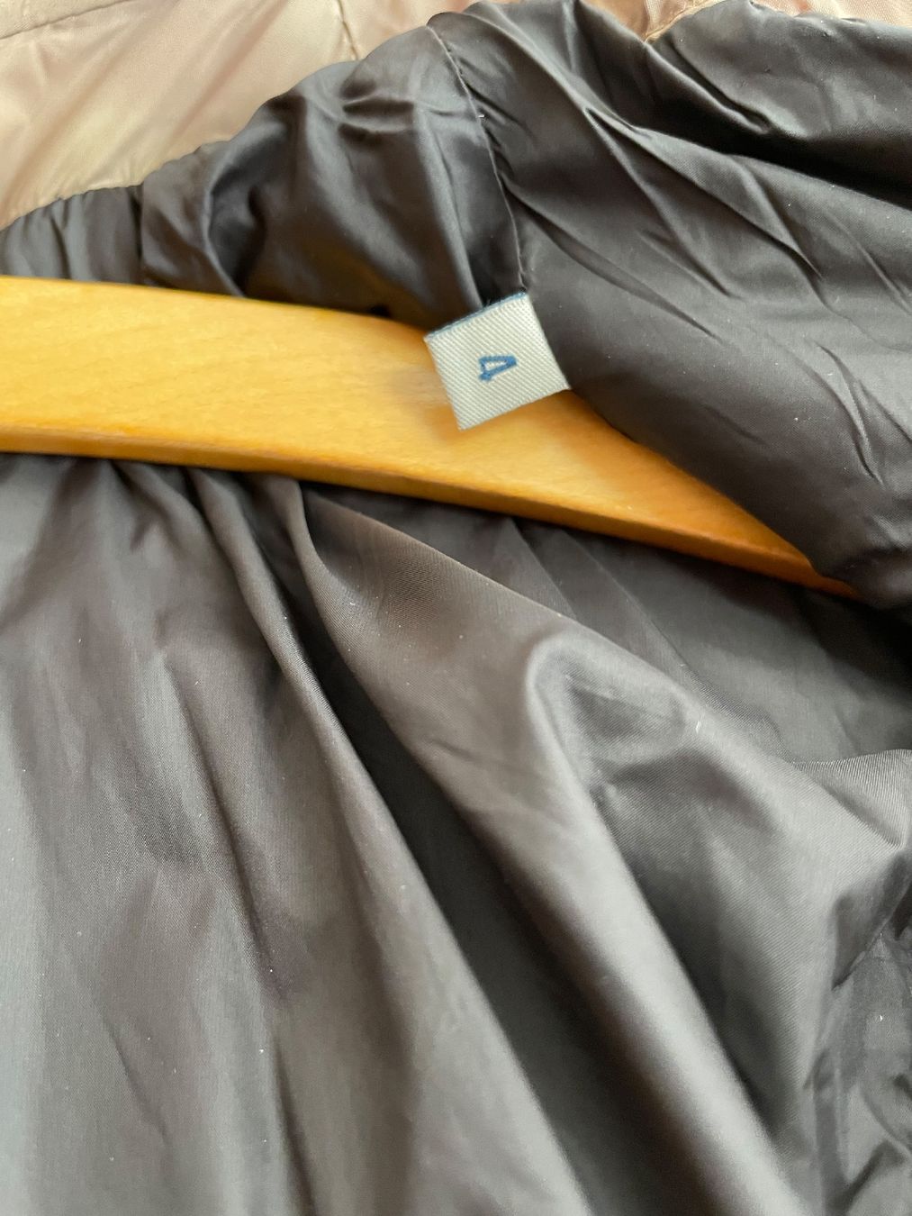 Moncler Giacche: Moncler Daunenjacke, Grösse L – Usato da REINACH BL venduto da str_pp8j 5