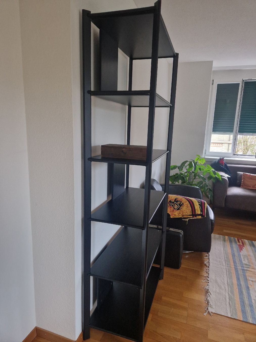 Ikea Scaffali:  JÄTTESTA Regal schwarz – Usato da Dübendorf venduto da Wal_mw6j 1