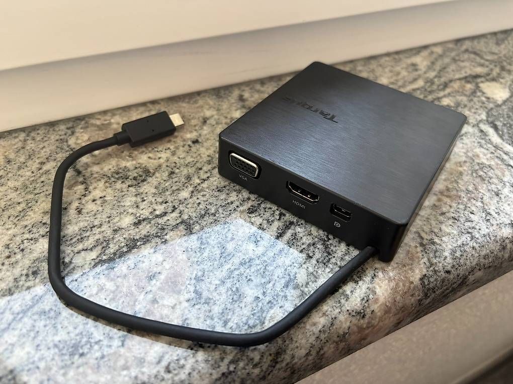 Targus Docking station: Targus USB-C Docking Station DOCK412-A Travel Dock – Usato da Solothurn venduto da hans-dampf 1
