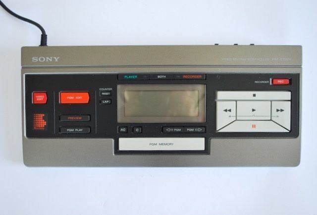 Sony Télécommandes: VIDEO EDITOR CONTROLLER SONY RM-E100V – D'occasion à Dietikon par Ilsru