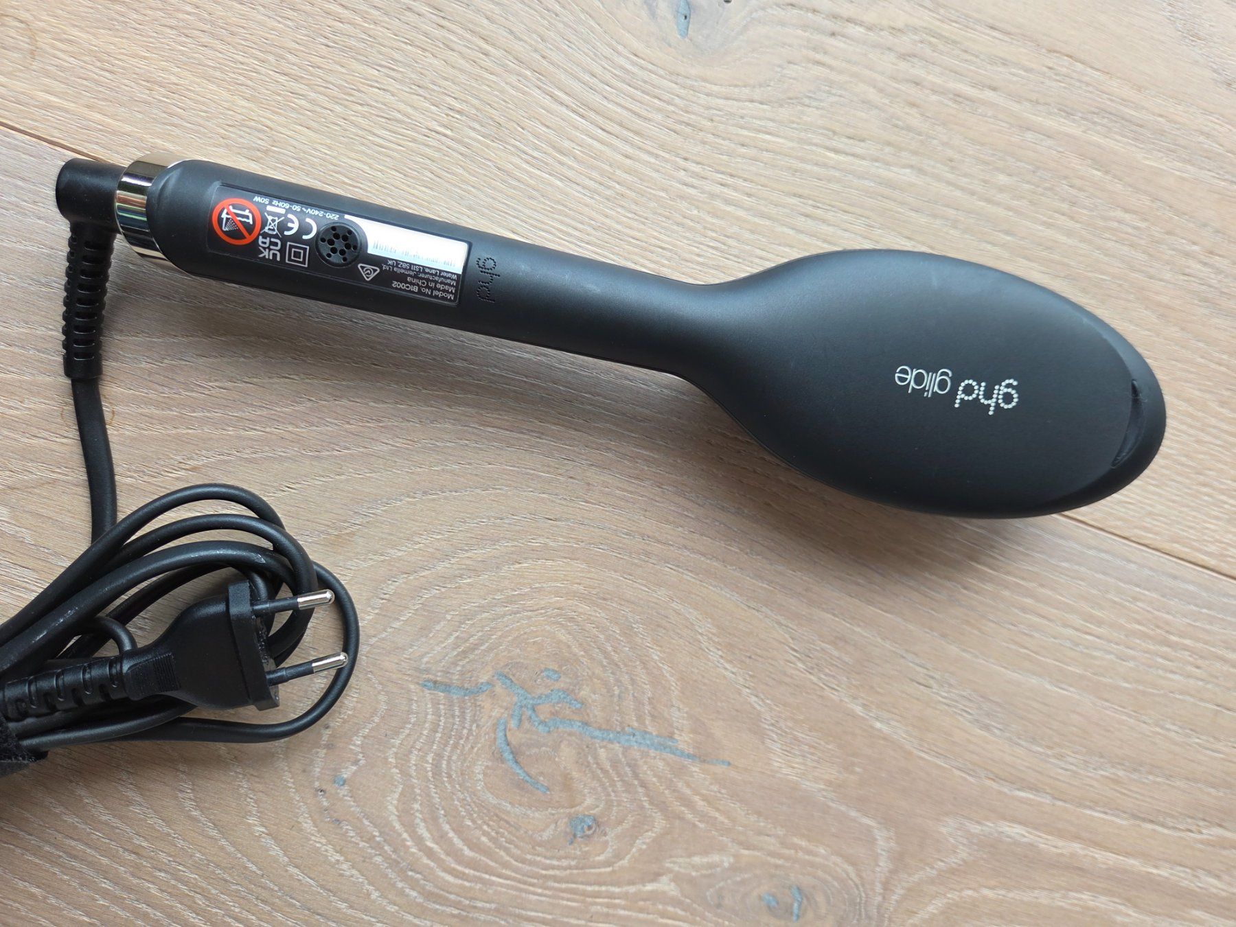 Sonstige Haarpflege: ghd Glide Hot Brush (Glättbürste) – Gebraucht aus Rüschlikon von tiniweeeny 2