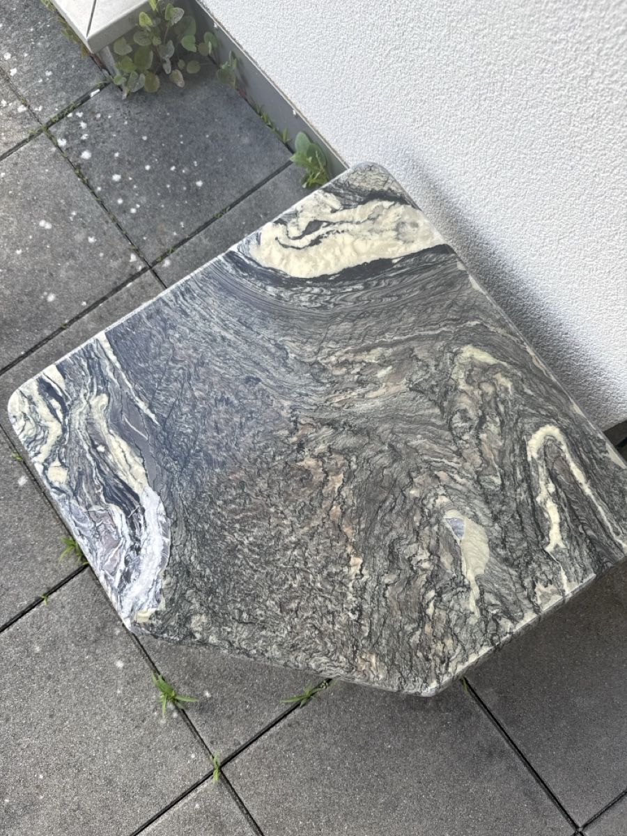 Tavoli: Marmor Naturstein Tisch – Usato da Bern venduto da U2000 1
