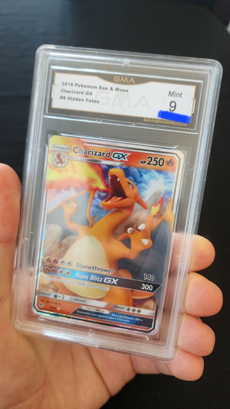 Pokémon Carte collezionabili: Charizard GX - GMA 9 - Mint - Sun & Moon - Dracaufeu GX – Nuovo e nell'imballaggio originale da Petit-Lancy venduto da SilverCoinCoin