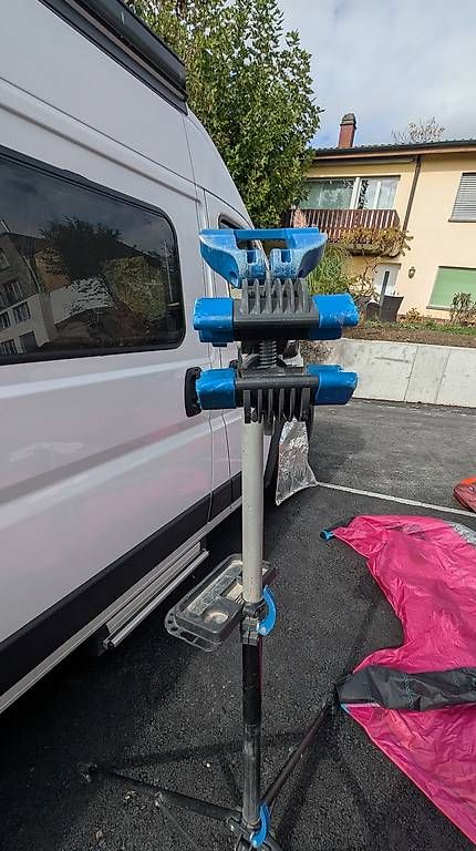 Cavalletti per biciclette: Fahrradmontageständer – Usato da Zollikofen venduto da Serious 1