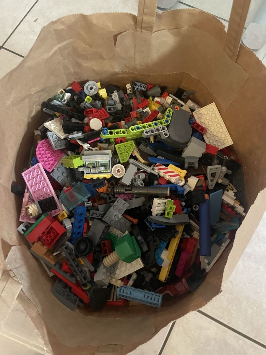Lego Baukästen: LOTTO LEGO 7,8 CHILI – Gebraucht aus Mezzovico von esa_d9tc 1