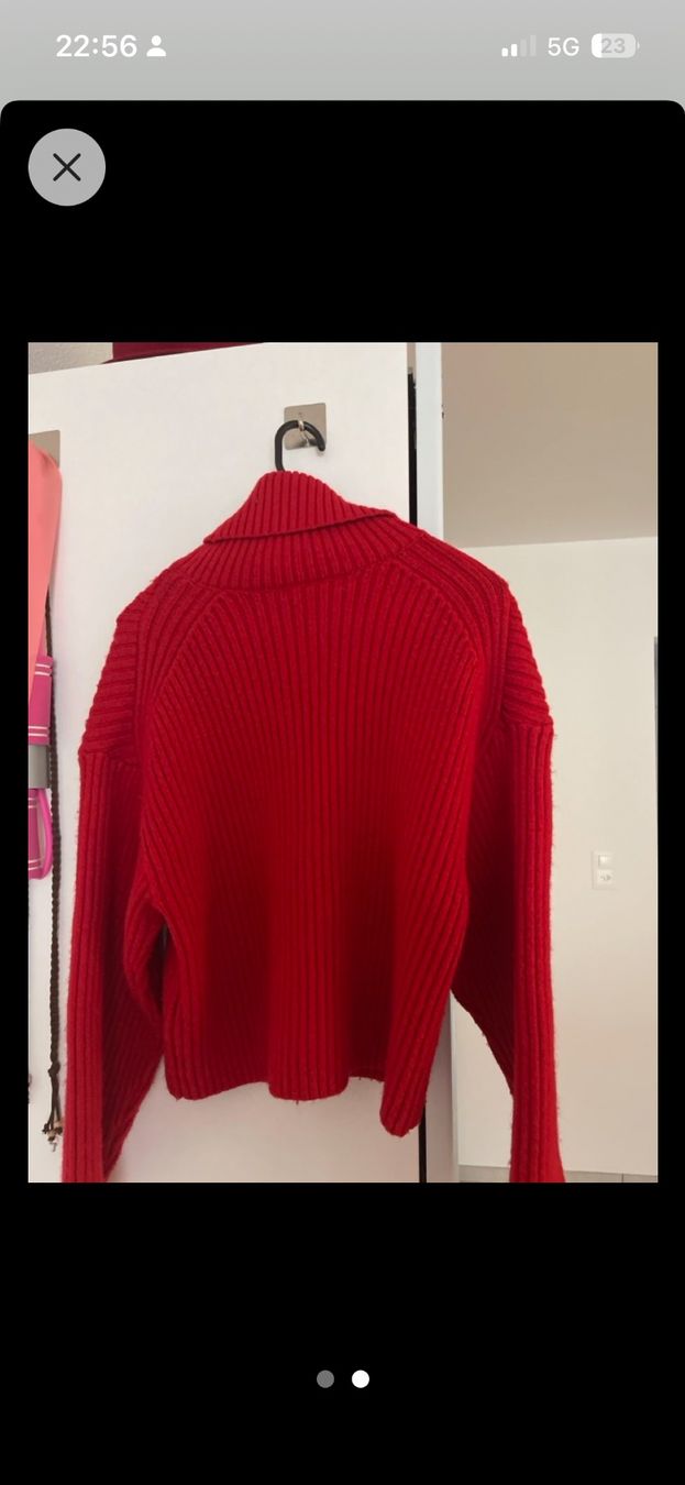 Pullover & Sweatshirts: Roter Rollkragenpulli, M – Gebraucht aus Zürich von Carlo05101971 1