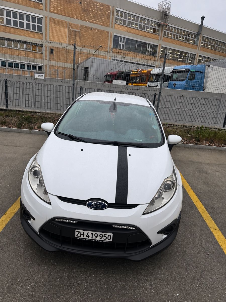 Ford Automobili: Ford fiesta 1.6 i – Usato da Wetzikon ZH venduto da yuh_qz6d 5