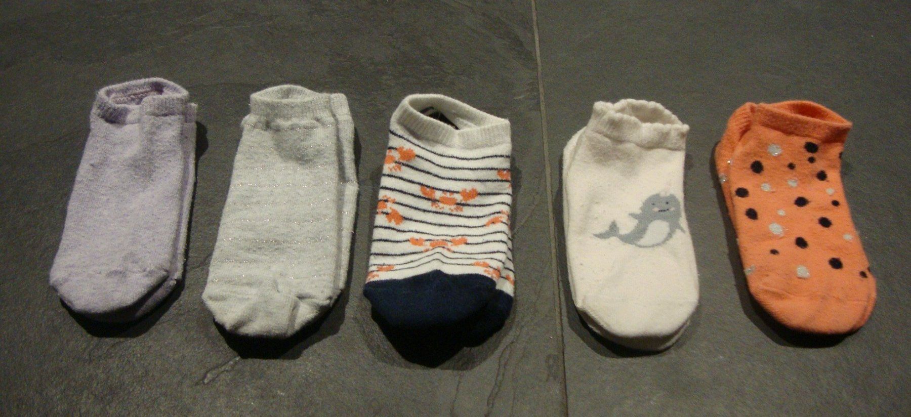 Calze per bambini: ++ Sneakersocken Gr. 27 - 30 ++ Söckli ++ – Usato da Chur venduto da aladin_04
