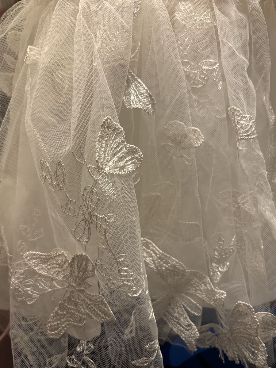 Vestiti & Gonne: Baby white dress – Nuovo (secondo la descrizione) da Confignon venduto da Second_Hand_Ch 1