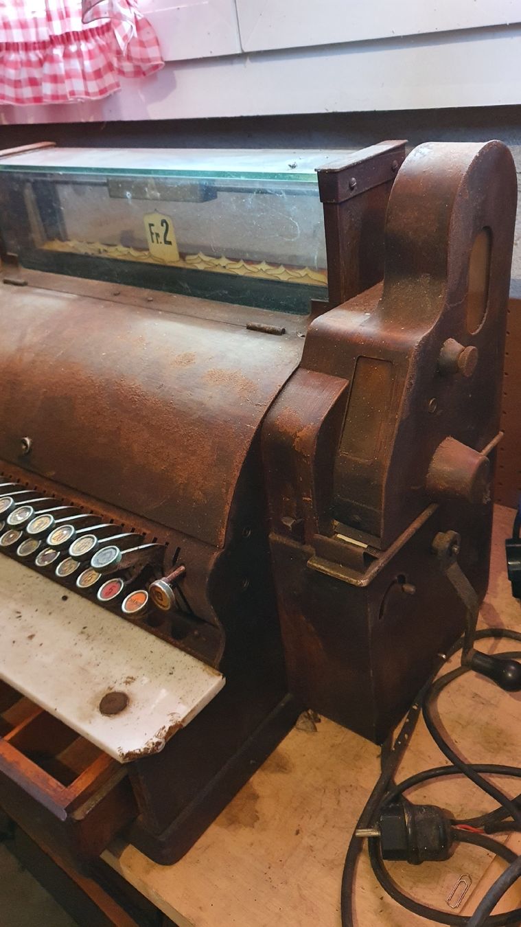 National Registratore di cassa: Ancienne caisse enregistreuse – Usato da Savagnier venduto da Secu 2