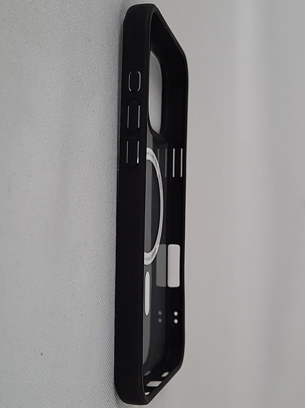 Spigen Coques & Protection écran: SPIGEN Magnetic Case – Neuf (Voir description) à Beinwil am See par Restwert_Beinwil 2