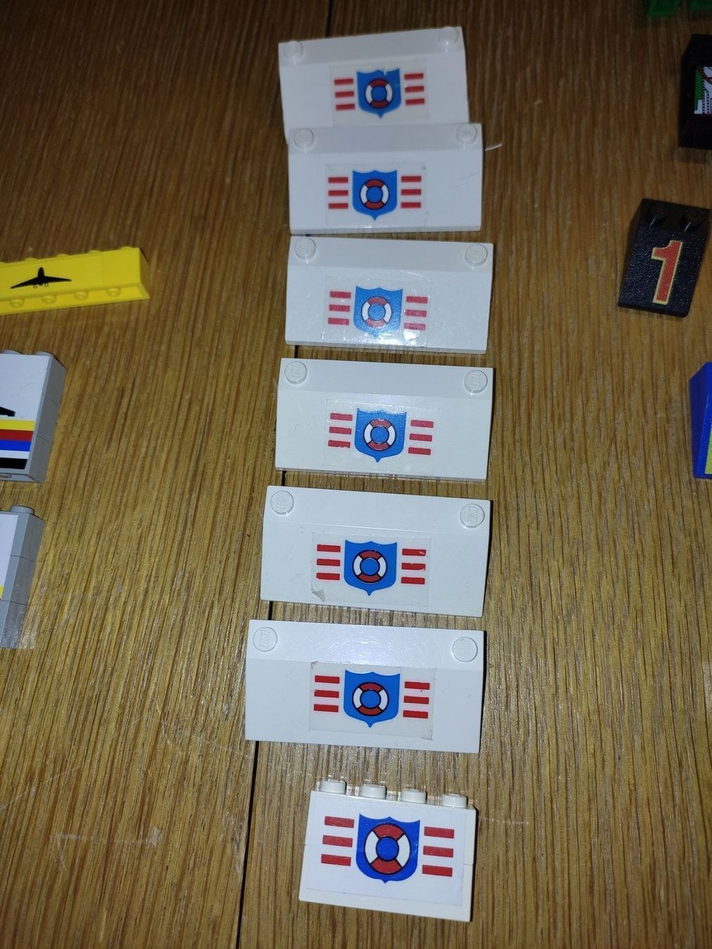 Lego Kit di costruzioni: Lego : printed bricks, slope – Usato da Montricher venduto da Babou72 2