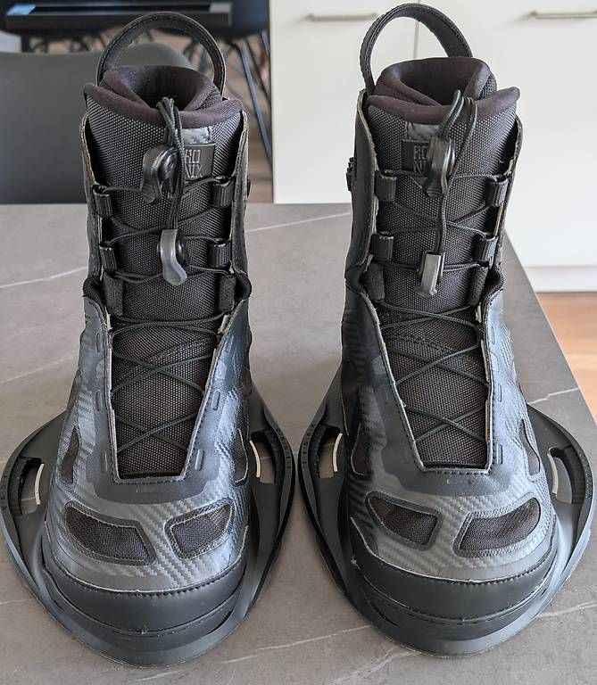 Ronix Tavole da surf e di nuoto: Ronix Parks Wakeboard / Kiteboard Boots Grösse 42 – Usato da Kriens venduto da Sir_ill 1