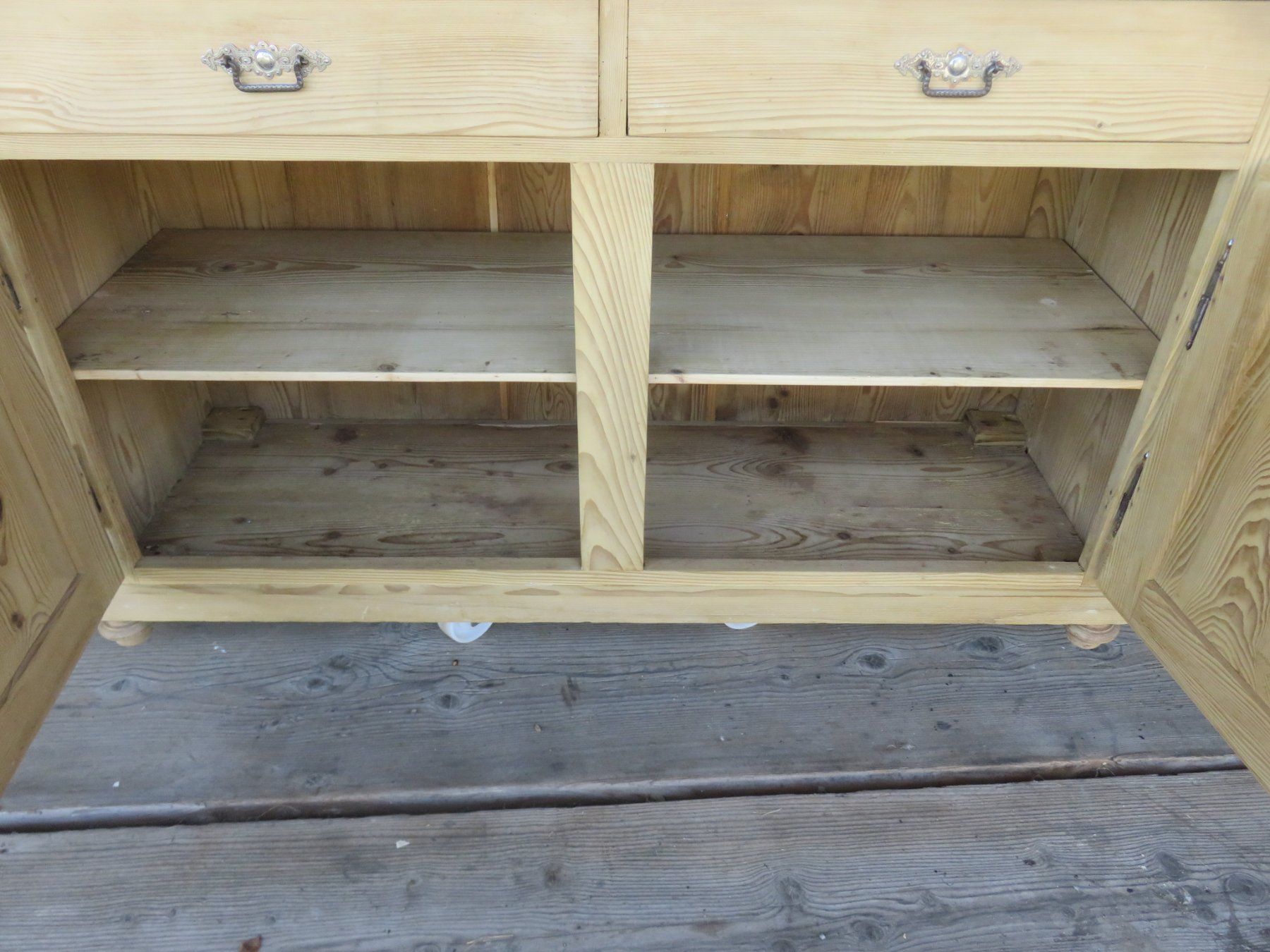 Cassettiere: antike Anrichte / Sideboard / Kommode – Usato da Ruswil venduto da Mfladibus 8