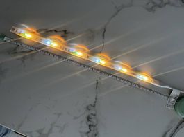 Philips Hue Lightstrip Plus Set Bluetooth Netzteil  gekürzt