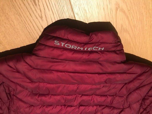 Giacche: Winterjacke Stormtech Gr. M bordeaux rot – Usato da Marbach LU venduto da Frantisek 2