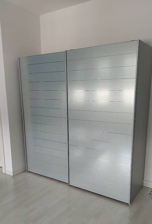 Armadi: Schrank – Usato da Zürich venduto da ragmann