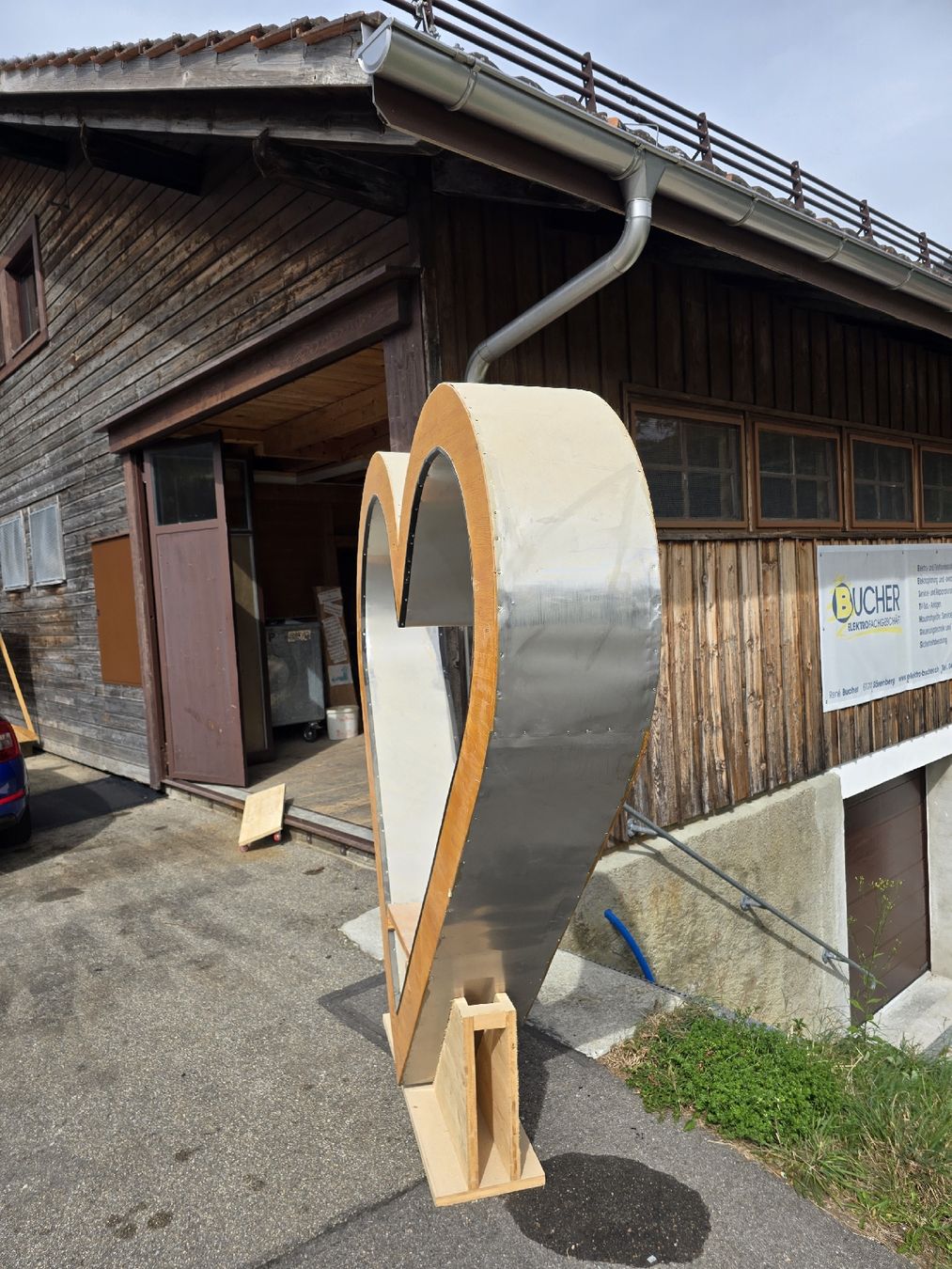 Articoli in legno: Holzherz gross  – Nuovo e nell'imballaggio originale da Sörenberg venduto da andywicki 2
