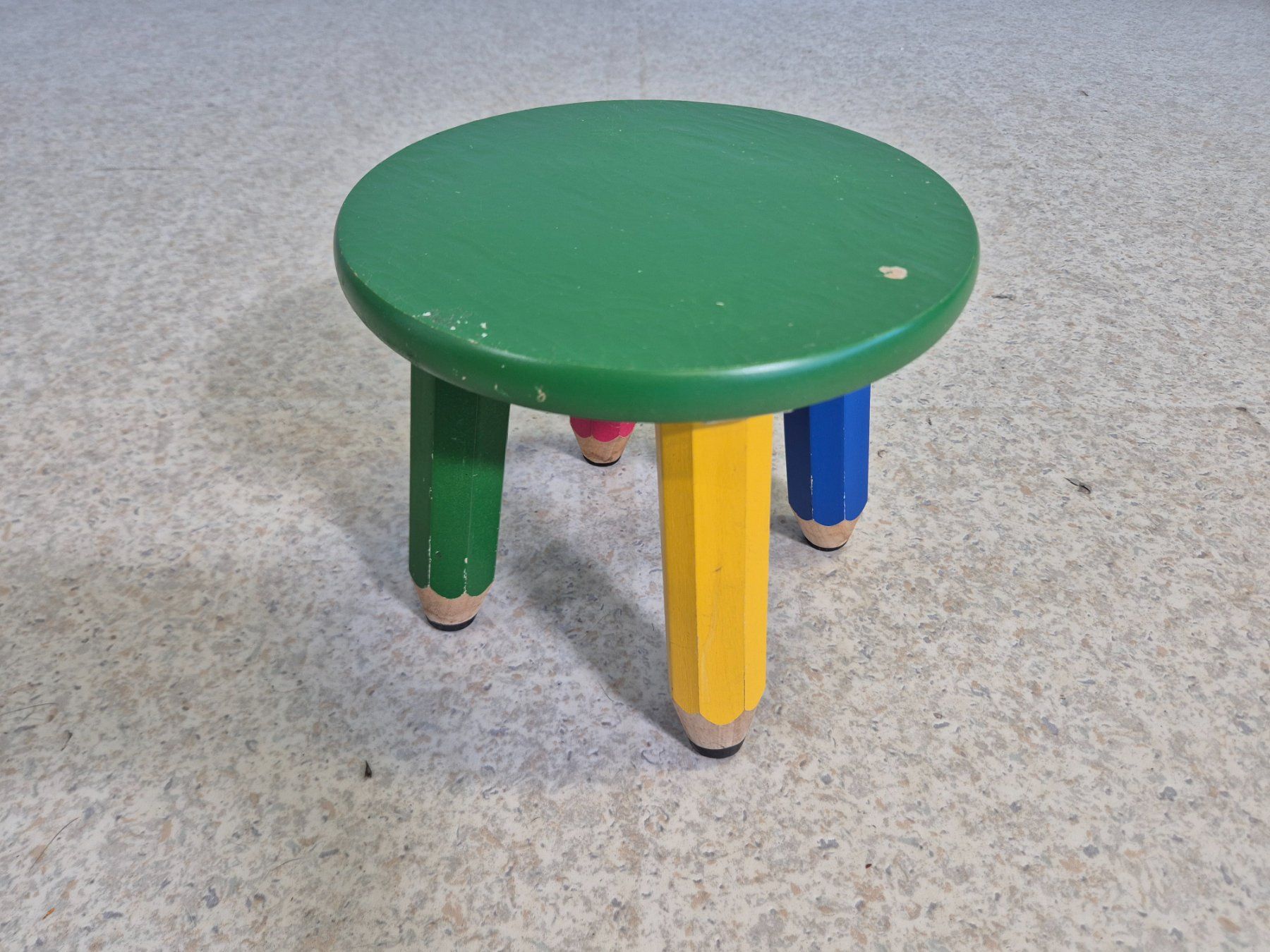 Hocker: Pierre Sala Style Stift-Höcker Kinderhocker Hocker – Gebraucht aus Nottwil von Wondewa-Shop 7