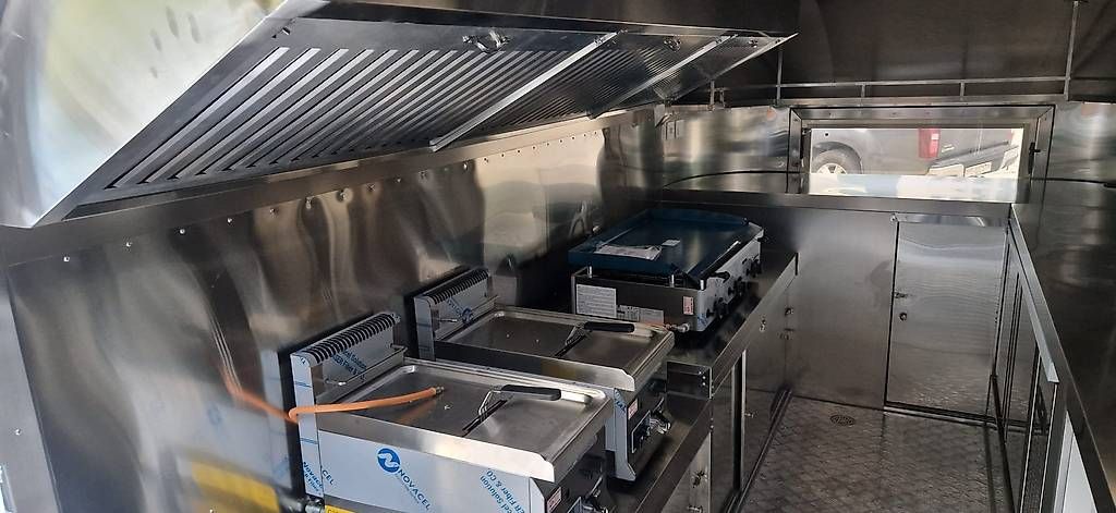 Rimorchi: Foodtrailer der Extraklasse – Usato da Münster VS venduto da ang_b9rz 4