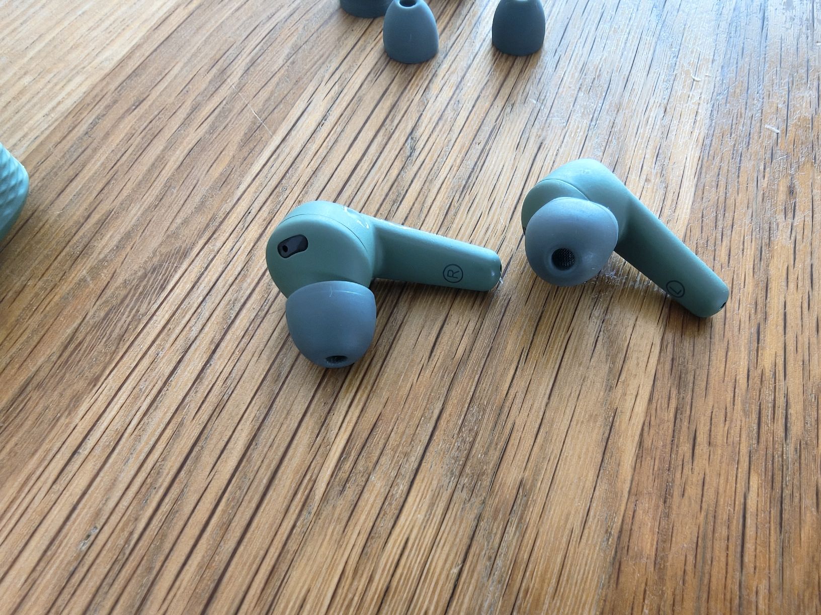Fairphone Cuffie: Fairphone True Wireless Earbuds Green Used – Usato da Villars-sur-Glâne venduto da vaskoz86 4