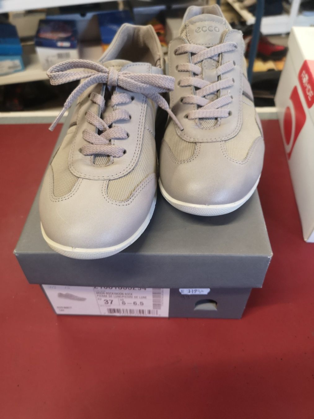 Damenschuhe: Ecco – Neu und originalverpackt aus Möhlin von Highwaytom 1