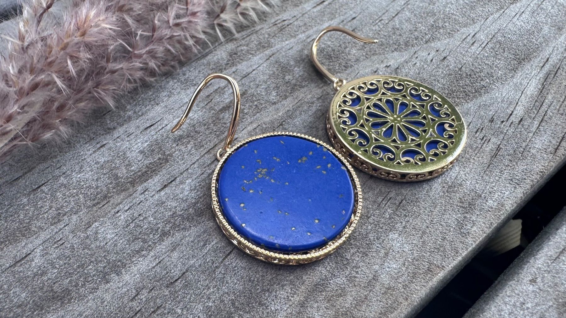 Orecchini pendenti & Orecchini a lobo: Edle Lapis Lazuli Ohrhänger vergoldet rund – Nuovo e nell'imballaggio originale da Rombach venduto da Ivreajewels 1
