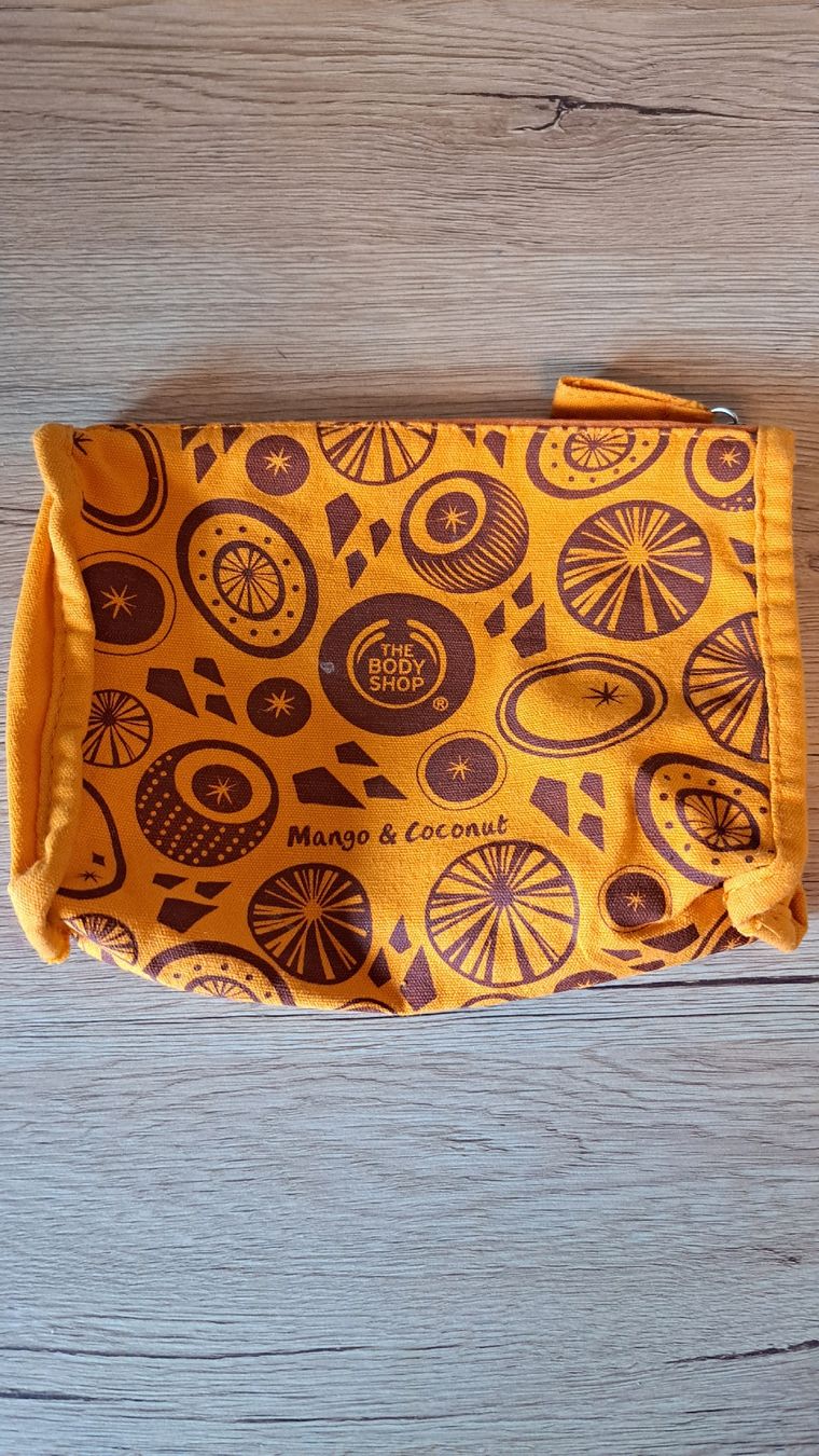 Kosmetikkoffer: The Body Shop Necessaire – Gebraucht aus Schaffhausen von xJuliax