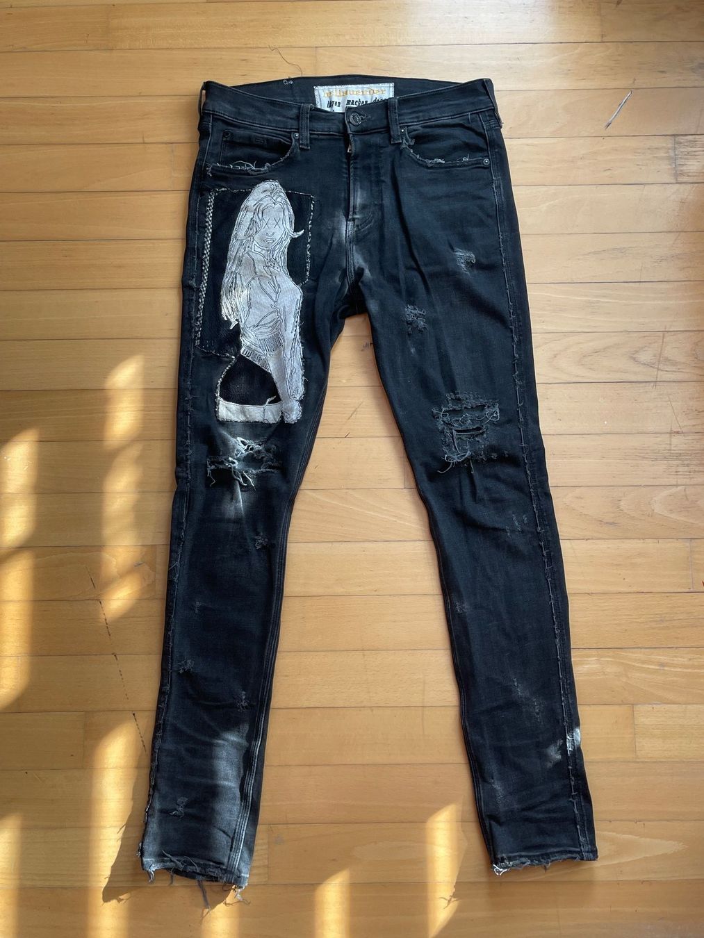 Jeans: Custom Embroidered Denim - Einzelstück! – Usato da Gockhausen venduto da max_t9mh