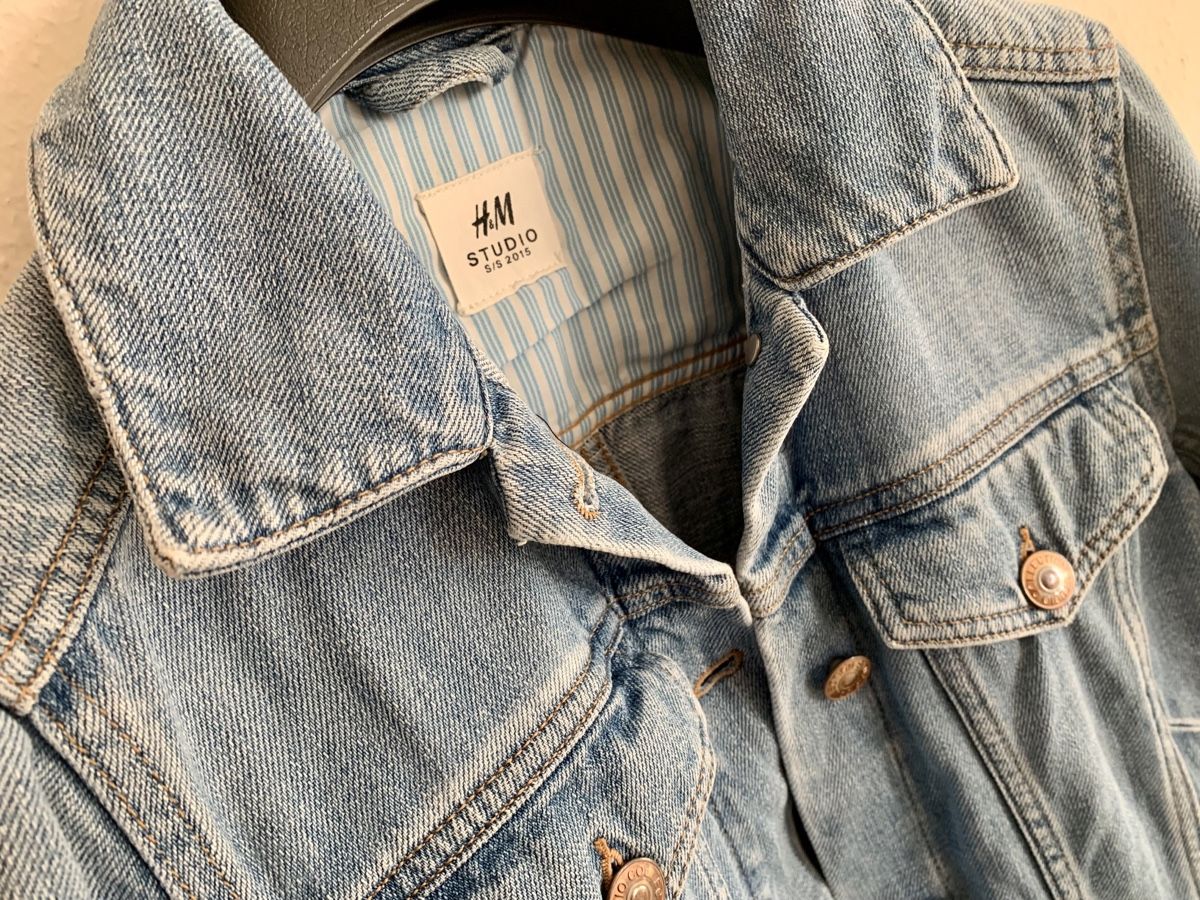 H&M Vestes: Jeansjacke H&M Studio 2015 – D'occasion à Zürich par p_q7q_nichtraucher 2