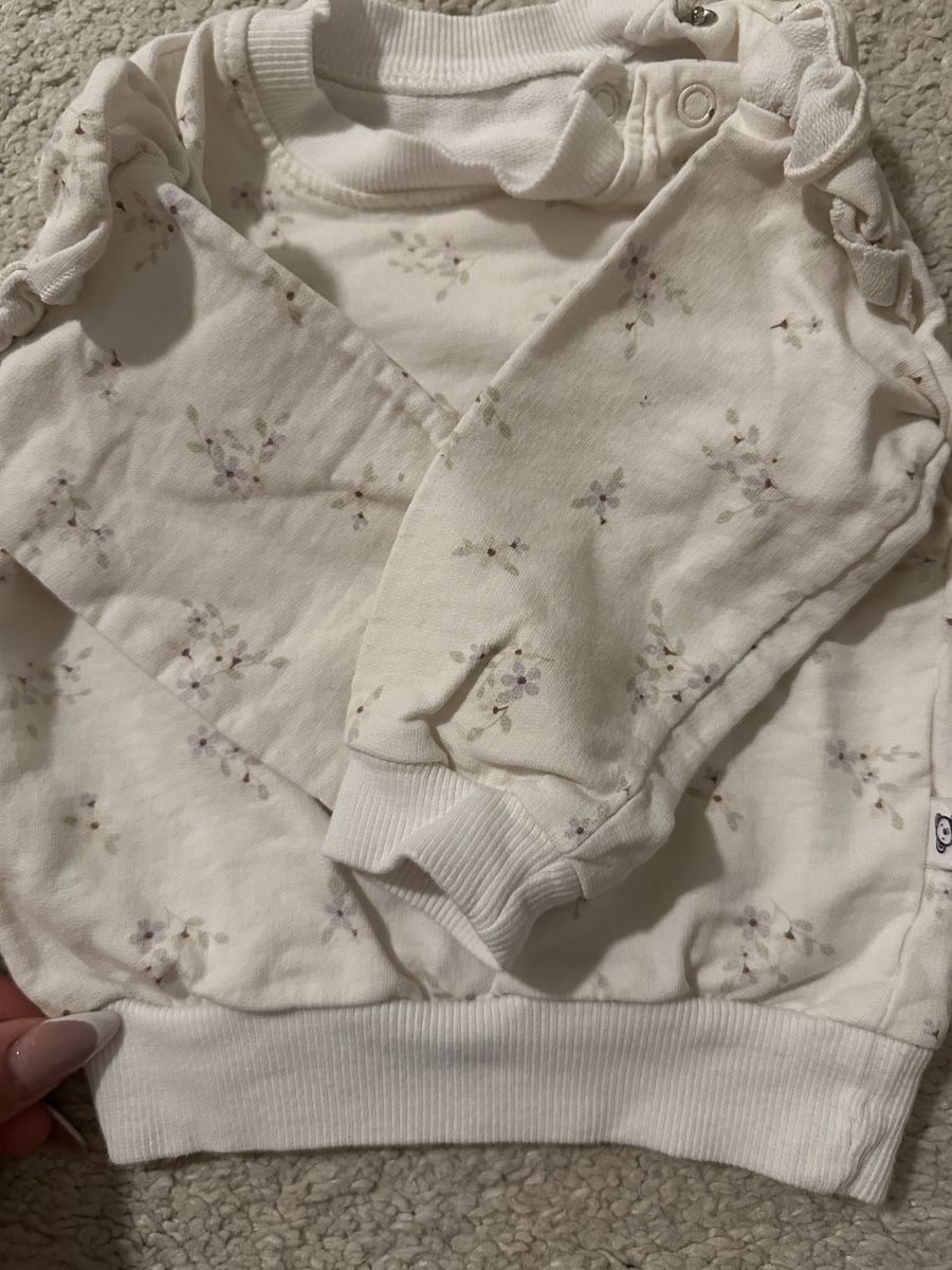 C&A Maglioni & Felpe: Baby girl sweater – Nuovo (secondo la descrizione) da Emmenbrücke venduto da jov_qj5z 1