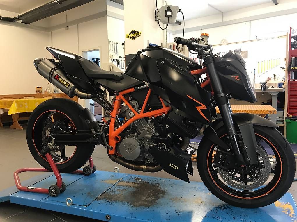 KTM Strada: KTM 990 Super Duke R – Usato da Lanzenhäusern venduto da hoschibern