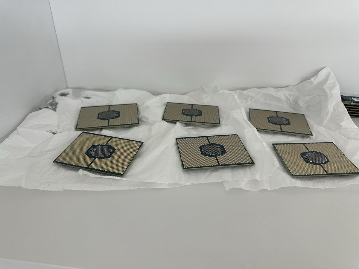 Intel Composants électroniques: Intel Xeon Silver 4210 used 6x – D'occasion à Zürich par Secginekmek 1