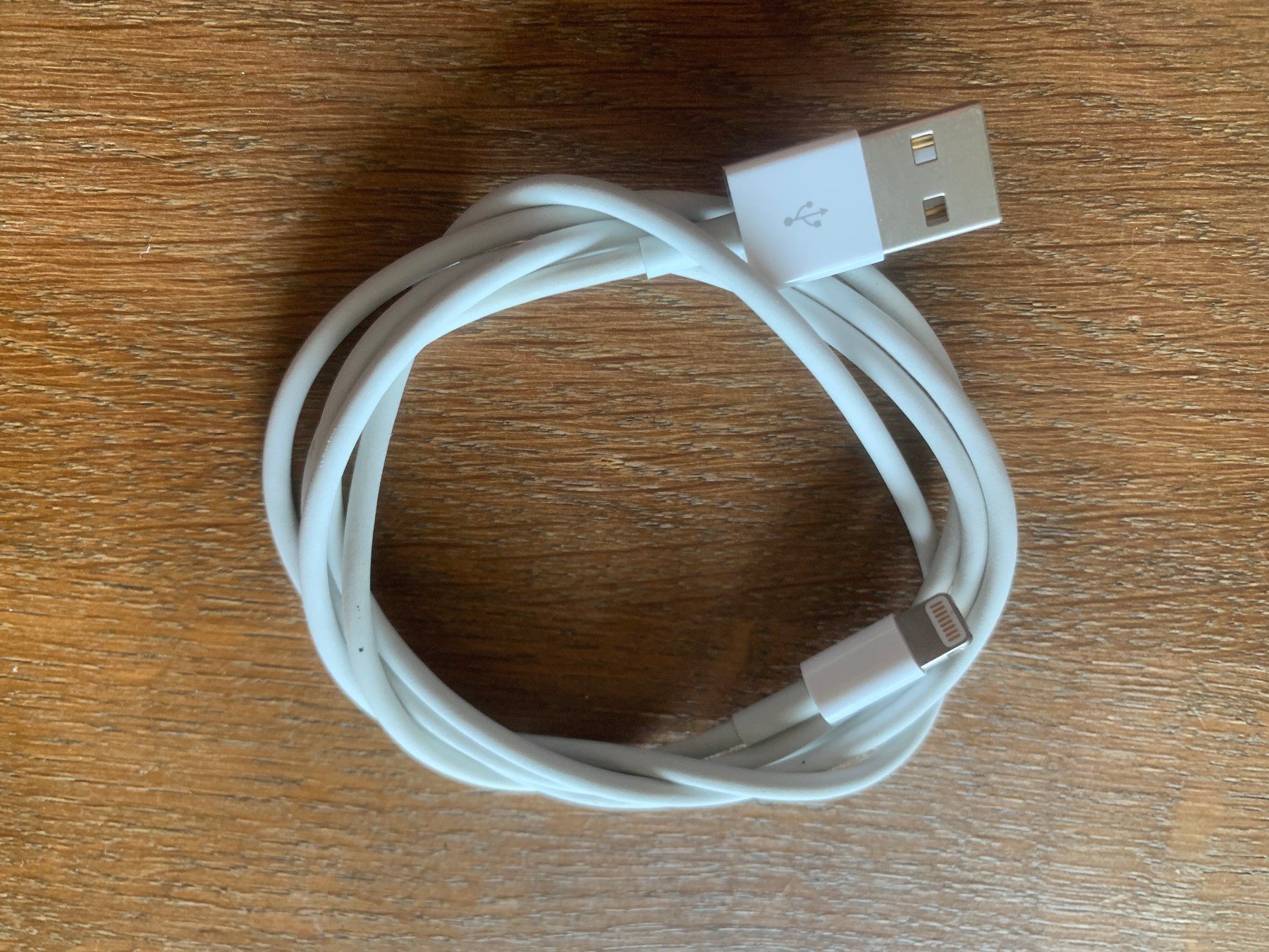 Apple Câbles: Câbles Apple USB & FireWire – D'occasion à Chardonne par 245308 4