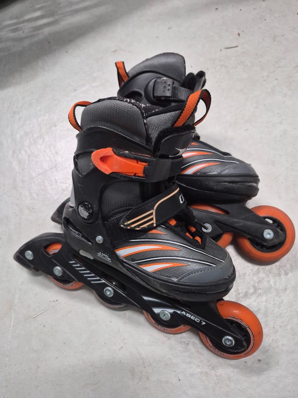 Pattini in linea & Pattini a rotelle: Inline Skates Grösse 29-33 gebraucht – Usato da Gysenstein venduto da KobaReamol