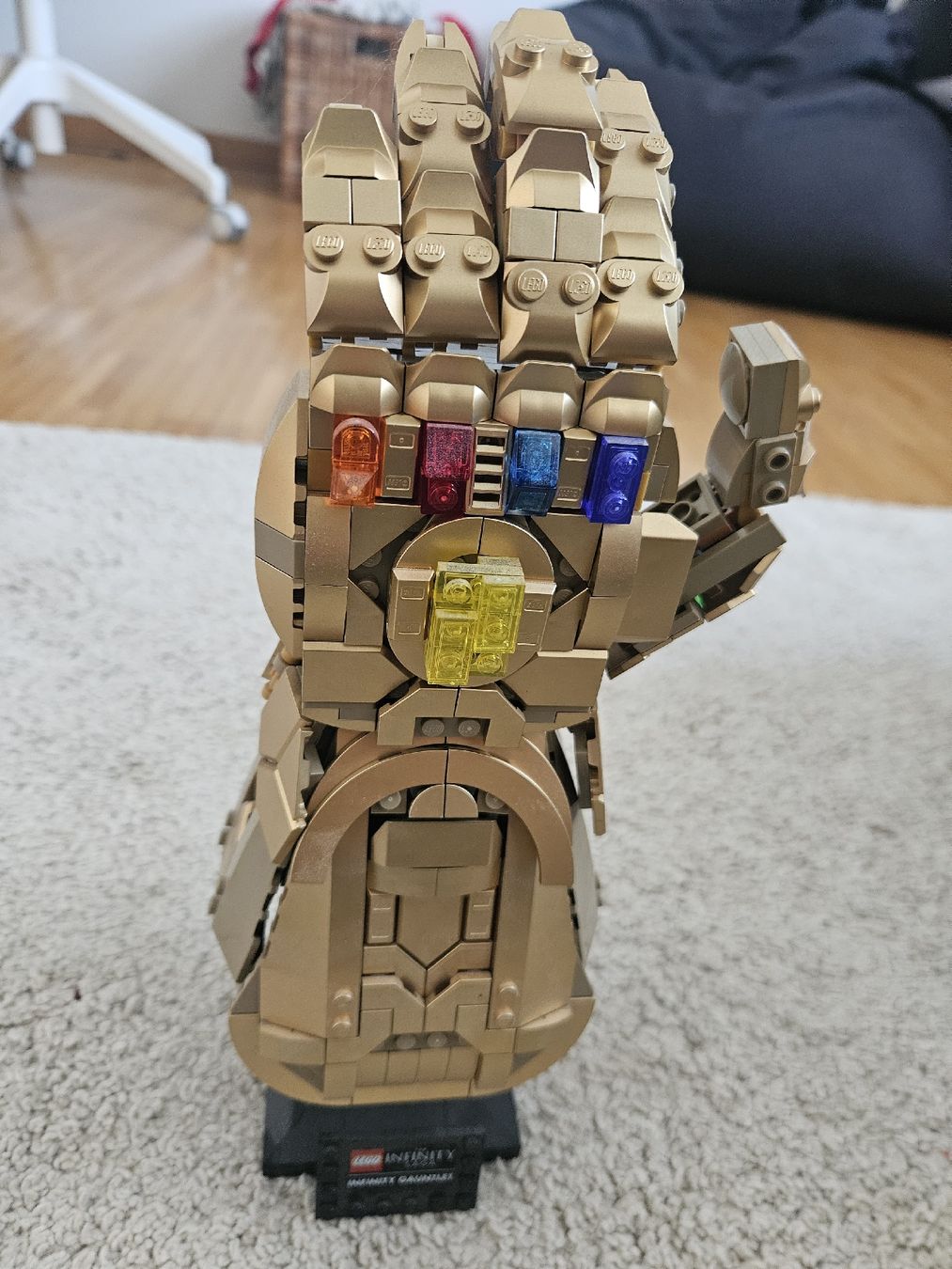 Lego Giocattoli: LEGO Marvel Infinity Handschuh 76191 Modell aufgebaut – Usato da Volketswil venduto da Mbabuschka 2