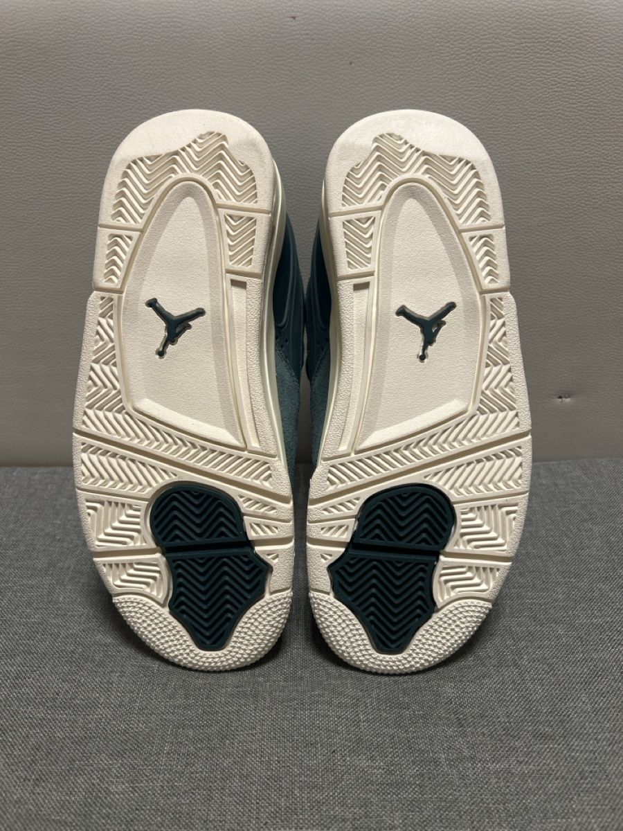 Nike Scarpe da uomo: Jordan 4 RM Taille 36,5 – Nuovo (secondo la descrizione) da la chaux-de-fonds venduto da swann88 5